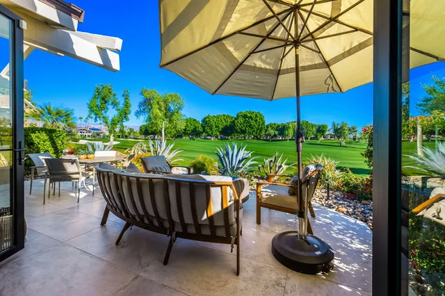 $935,000 | 160 Deer Spring Way, Palm Desert, CA 92211