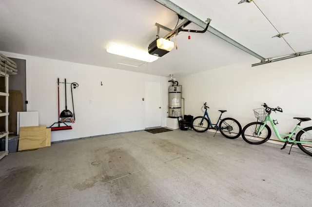 $935,000 | 160 Deer Spring Way, Palm Desert, CA 92211