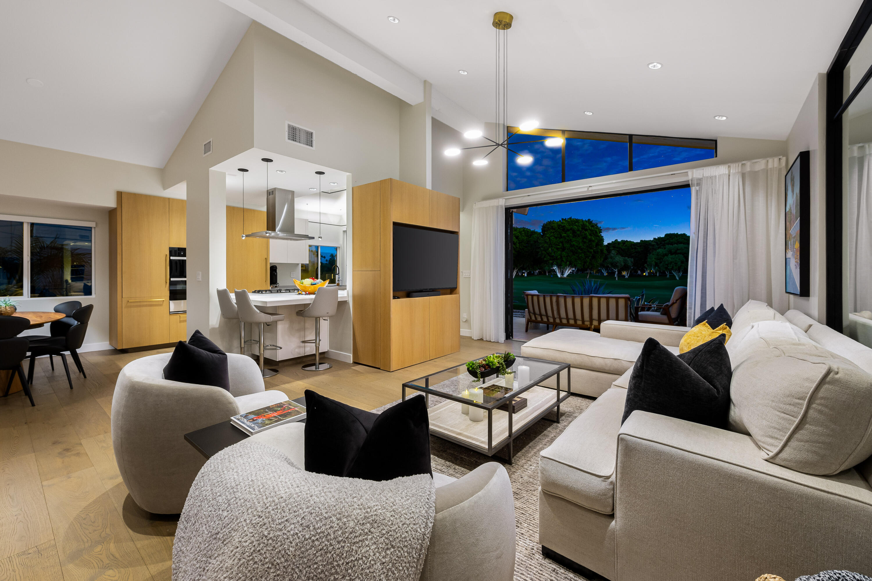 160 Deer Spring Way Palm Desert, CA 92211 - Photo 5 of 48 9-print-MF_DuskDeer_OPMG_1225_009