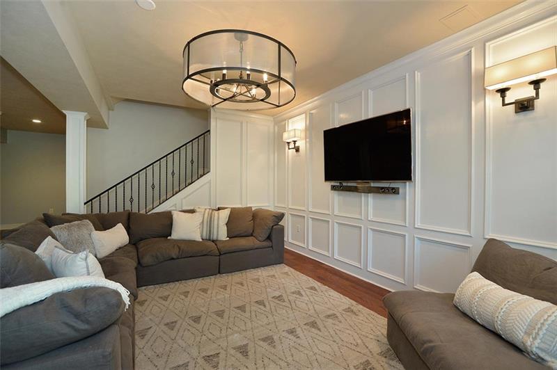 2133 John's Ridge Road Coraopolis, PA 15108 - Photo 20 of 22 Gallery Image 20