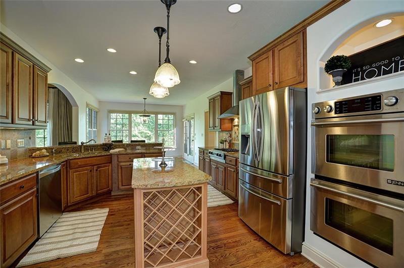 2133 John's Ridge Road Coraopolis, PA 15108 - Photo 9 of 22 Gallery Image 9