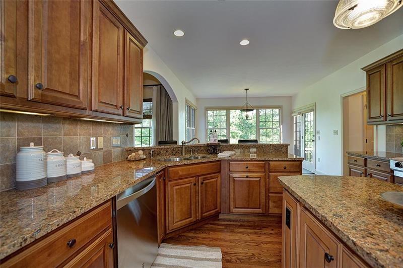 2133 John's Ridge Road Coraopolis, PA 15108 - Photo 10 of 22 Gallery Image 10