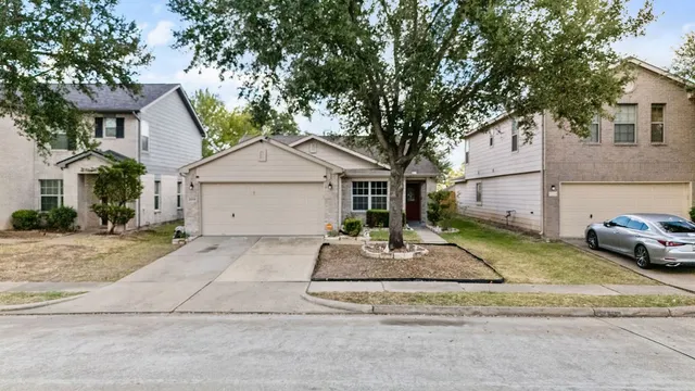 $255,000 | 9214 Kendale Drive, Houston, TX 77083