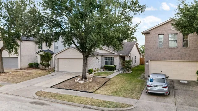 $255,000 | 9214 Kendale Drive, Houston, TX 77083