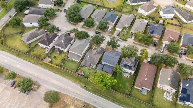 $255,000 | 9214 Kendale Drive, Houston, TX 77083