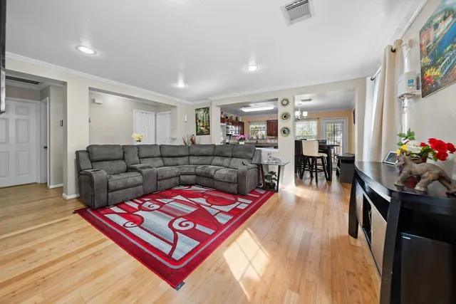 $255,000 | 9214 Kendale Drive, Houston, TX 77083