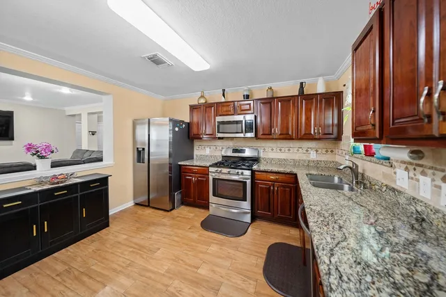 $255,000 | 9214 Kendale Drive, Houston, TX 77083