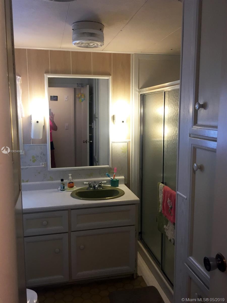 158 Long Key Road Key Largo, FL 33037 - Photo 19 of 21 Gallery Image 19