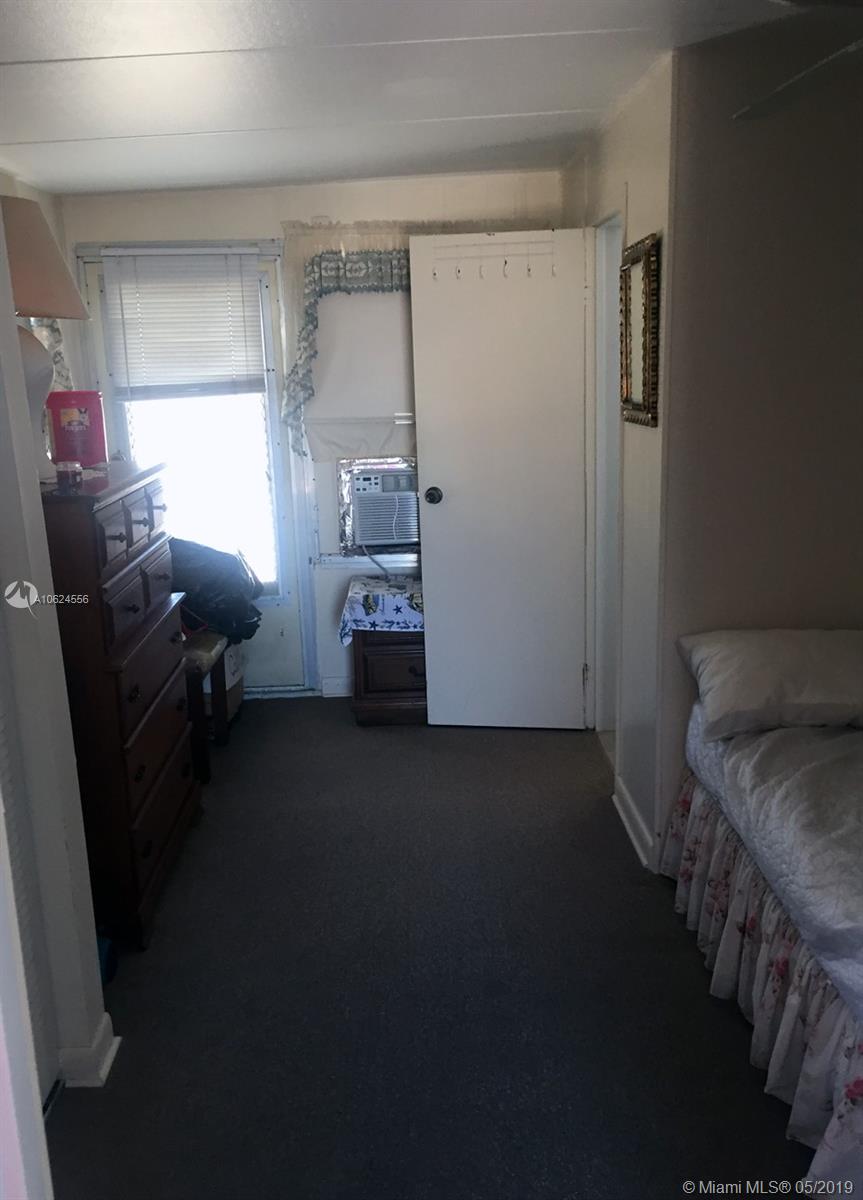 158 Long Key Road Key Largo, FL 33037 - Photo 20 of 21 Gallery Image 20