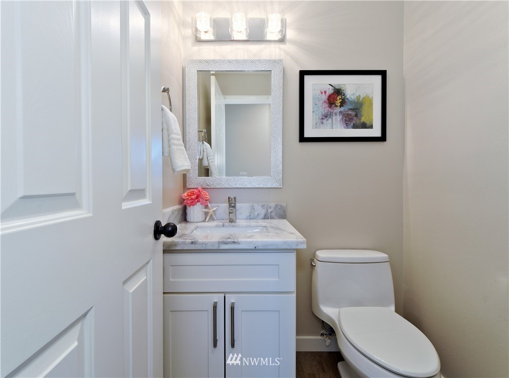 4010 Northeast 7th Court Renton, WA 98056 - Photo 11 of 12