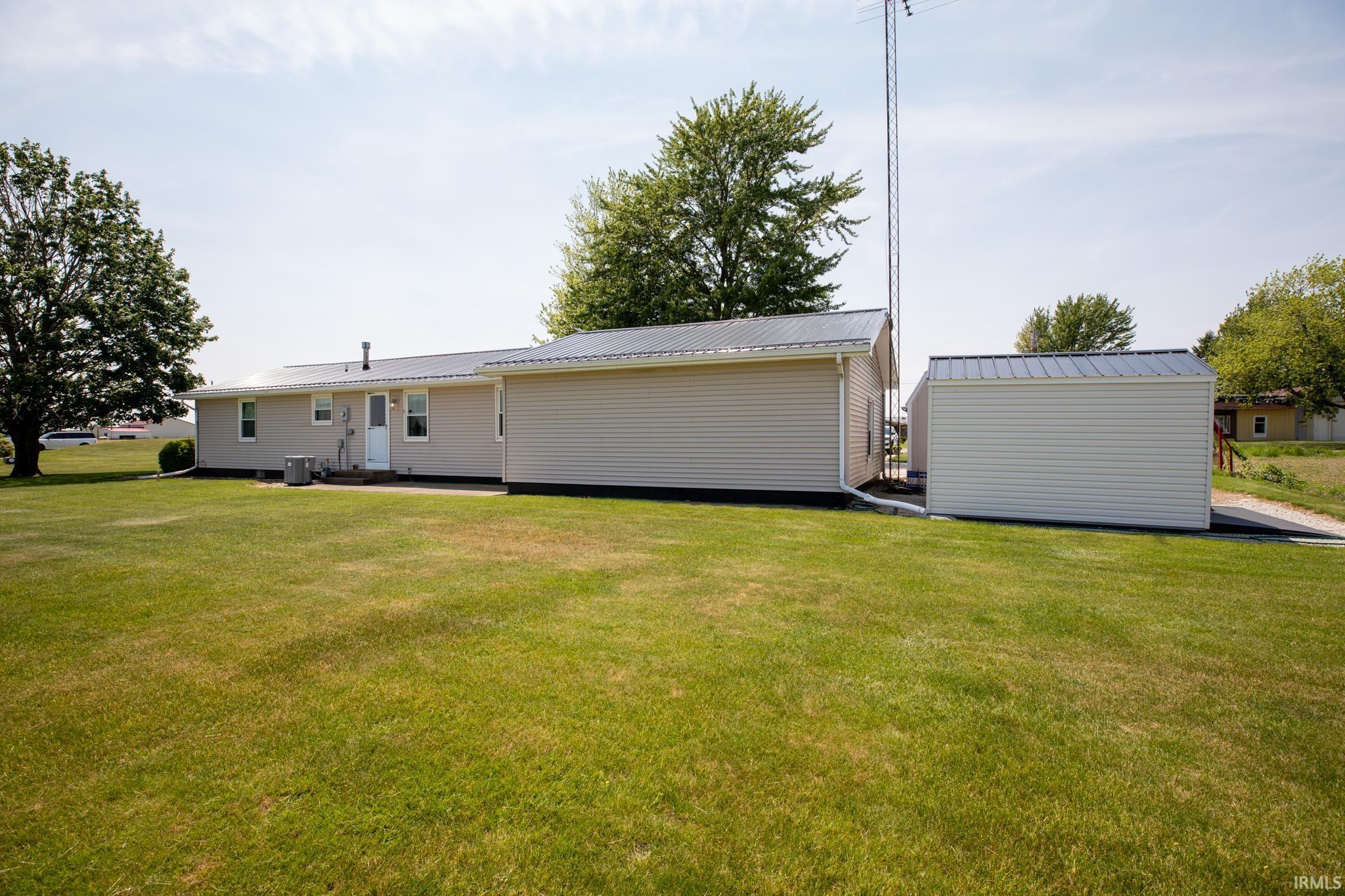 12350 Cedar Road Bourbon, IN 46504 - Photo 4 of 31