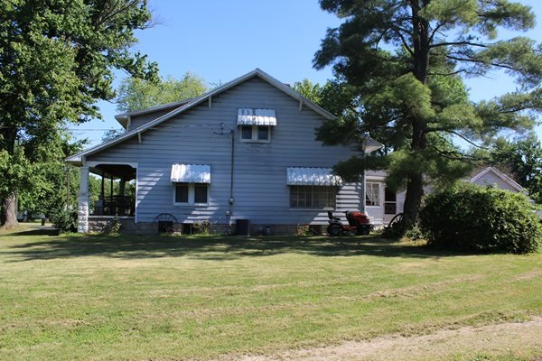 8244 St John Road Elberfeld, IN 47613 - Photo 13 of 35