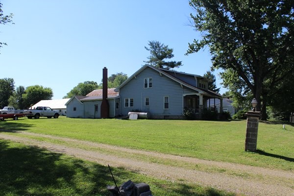 8244 St John Road Elberfeld, IN 47613 - Photo 18 of 35