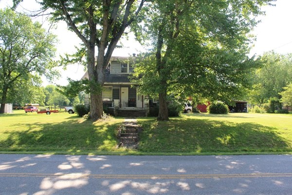 8244 St John Road Elberfeld, IN 47613 - Photo 4 of 35
