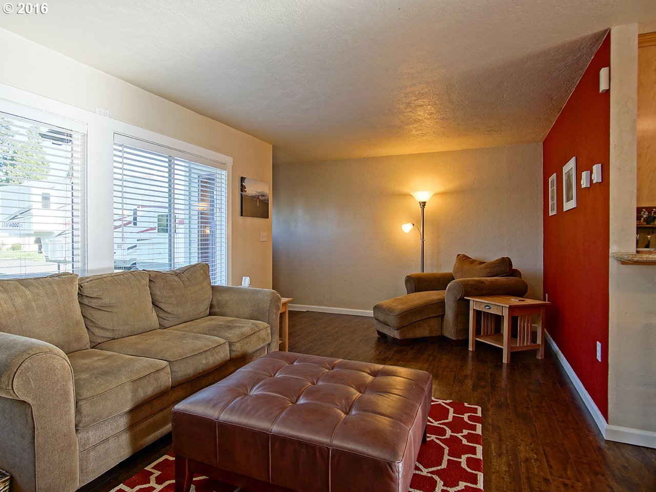 290 25th Street Springfield, OR 97477 - Photo 8 of 25 a living room with furniture and a wooden floor