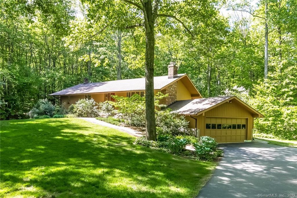 118 Ridgeview Circle Guilford, CT 06437 - Photo 1 of 1 Gallery Image 1