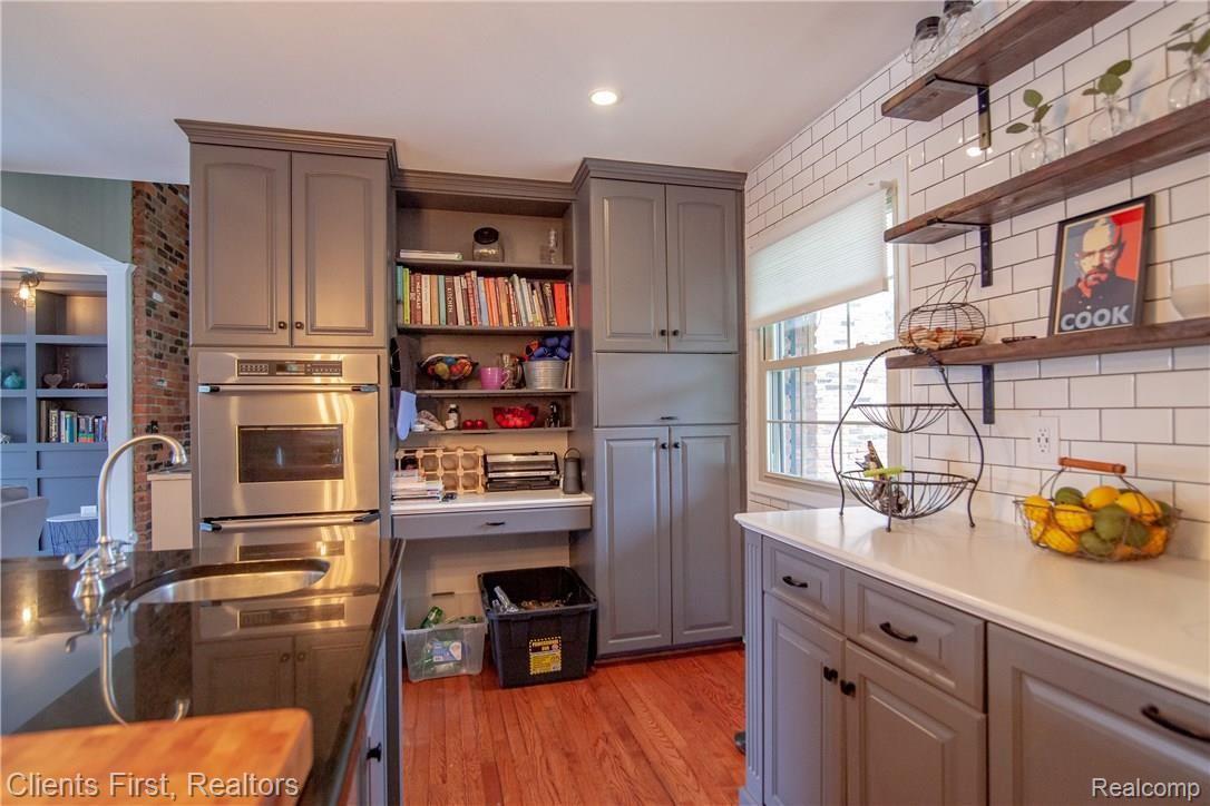 25236 Hopkins Road Farmington, MI 48335 - Photo 22 of 53 25236Hopkins-20.jpg
