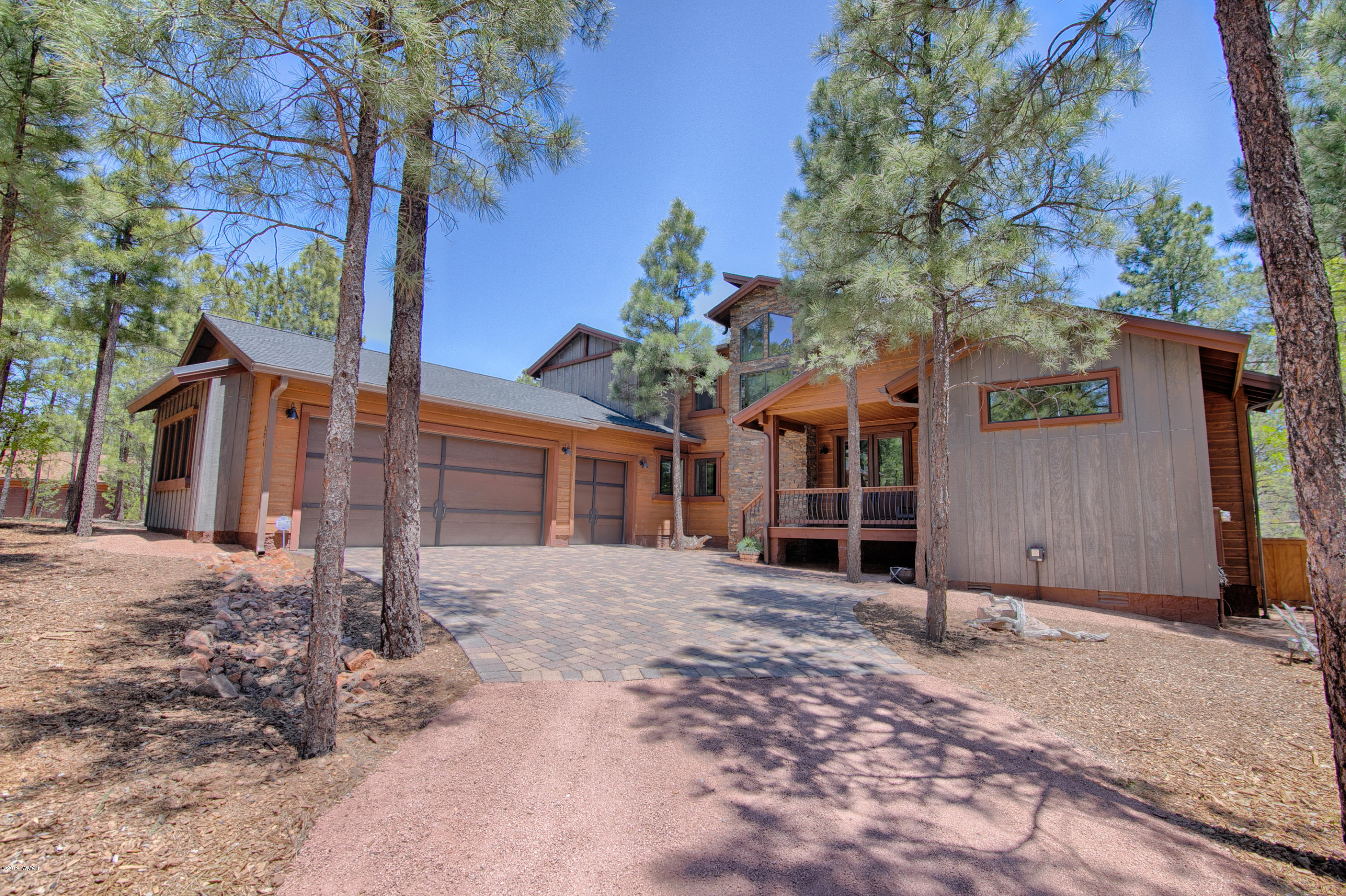 101 South Silktassel Road Show Low, AZ 85901 - Photo 1 of 50