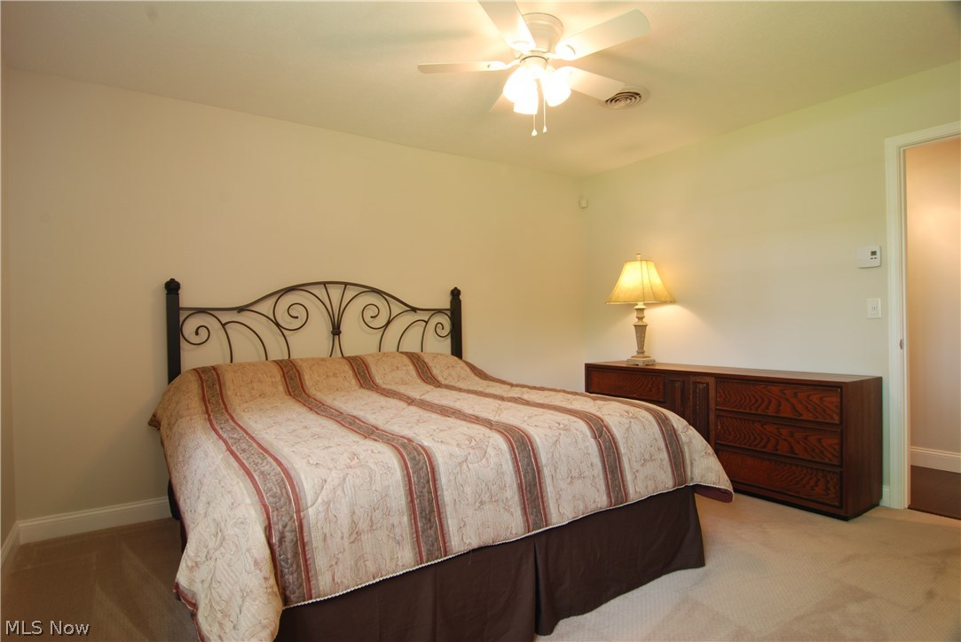 36977 Chester Road Avon, OH 44011 - Photo 6 of 28 Gallery Image 6