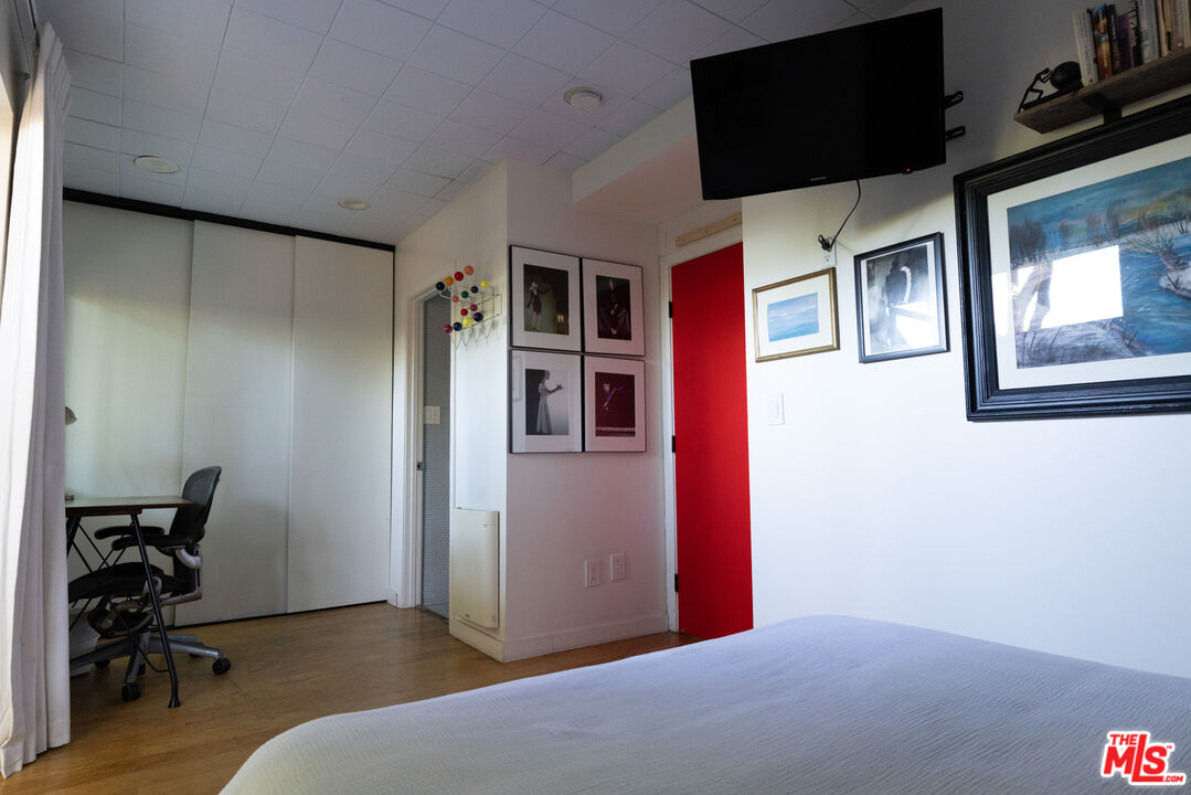 1001 Main Street Venice, CA 90291 - Photo 23 of 65