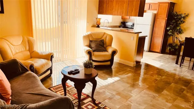 $1,250 | 7300 West Pirates Cove Road, Unit 1039, Las Vegas, NV 89145