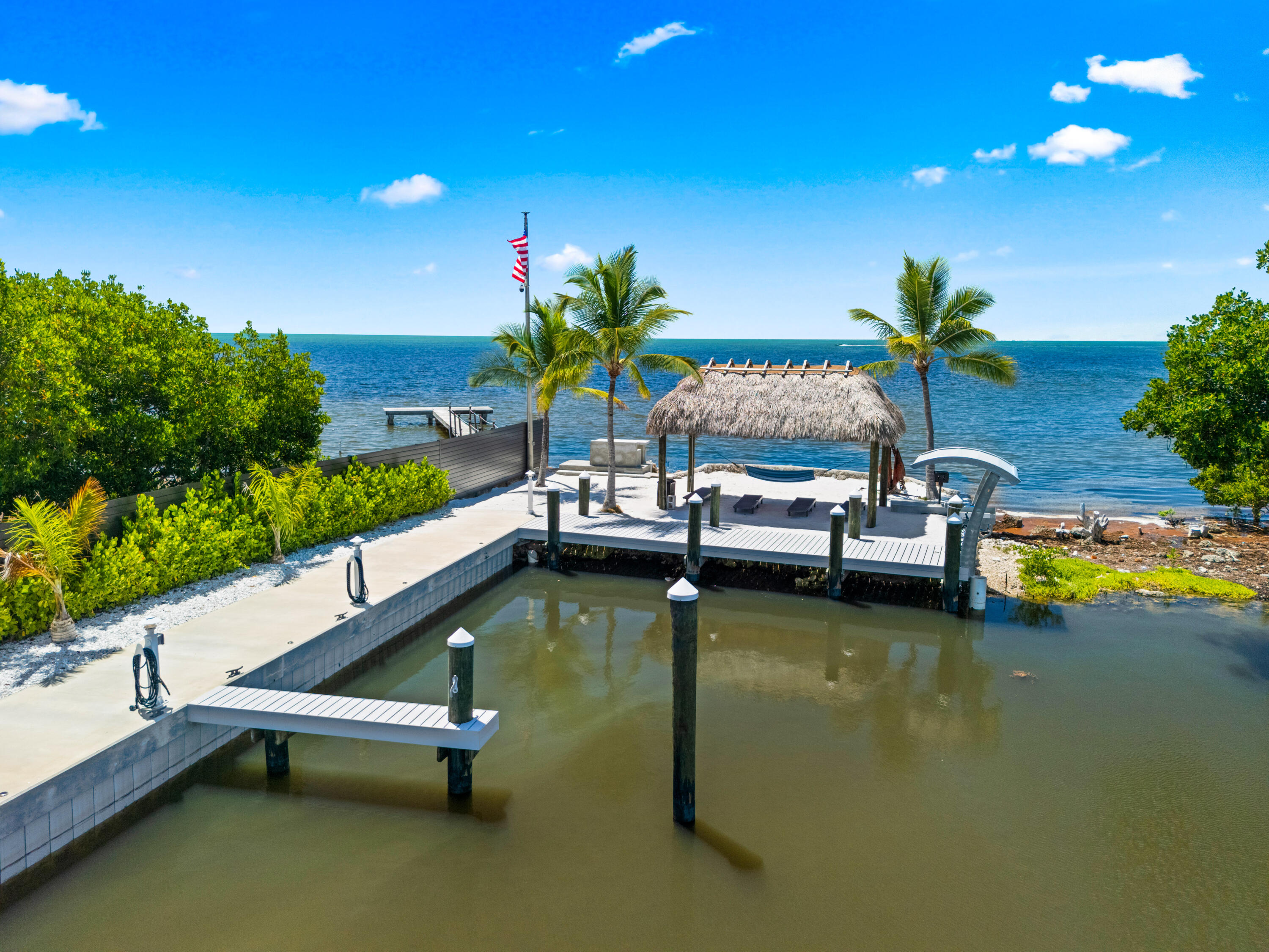 16 Seaside Avenue Key Largo, FL 33037 - Photo 20 of 118 2026_06_19 16 SEASIDE AVE KELSEY-129