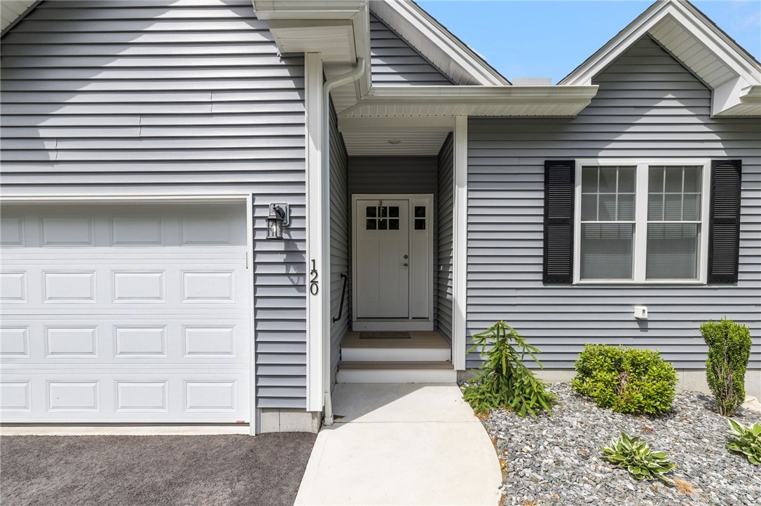 107 Old River Road, Unit 120 Lincoln, RI 02865 - Photo 2 of 50