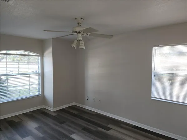 $2,200 | 130 Gentle Breeze Drive, Minneola, FL 34715