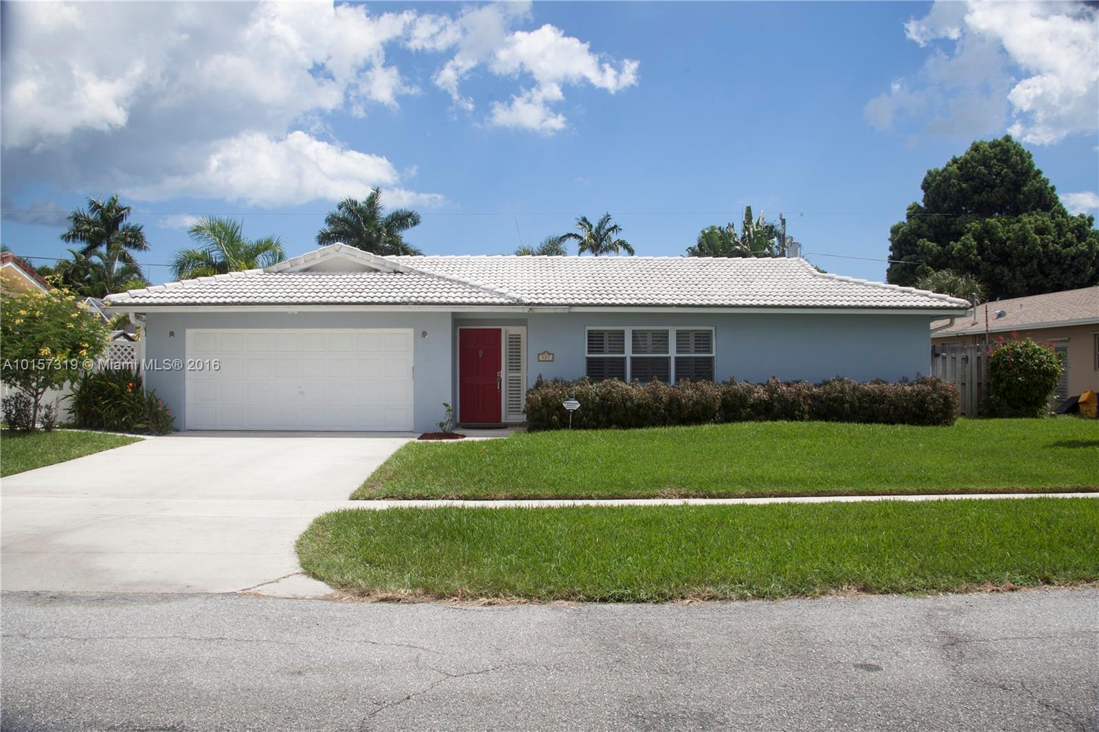 127 St Cloud Lane Boca Raton, FL 33431 - Photo 1 of 29 Gallery Image 1