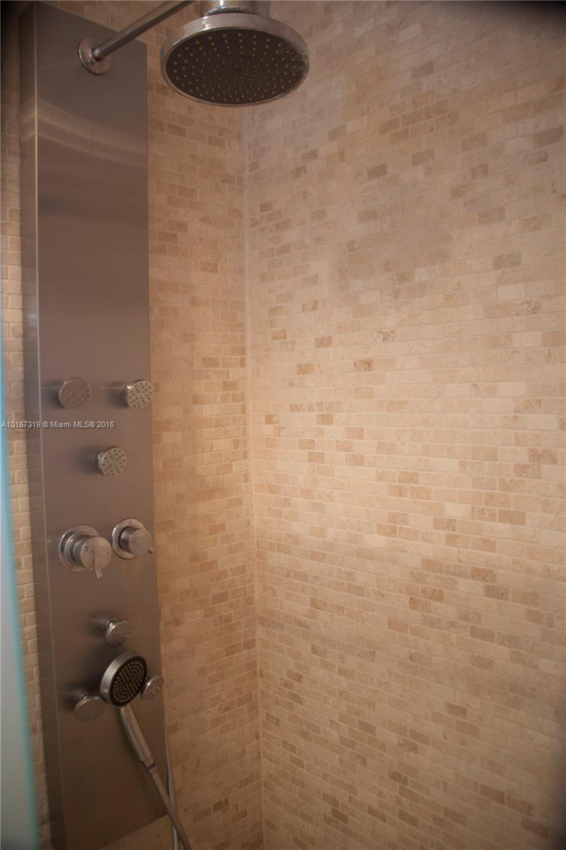 127 St Cloud Lane Boca Raton, FL 33431 - Photo 17 of 29 Gallery Image 17