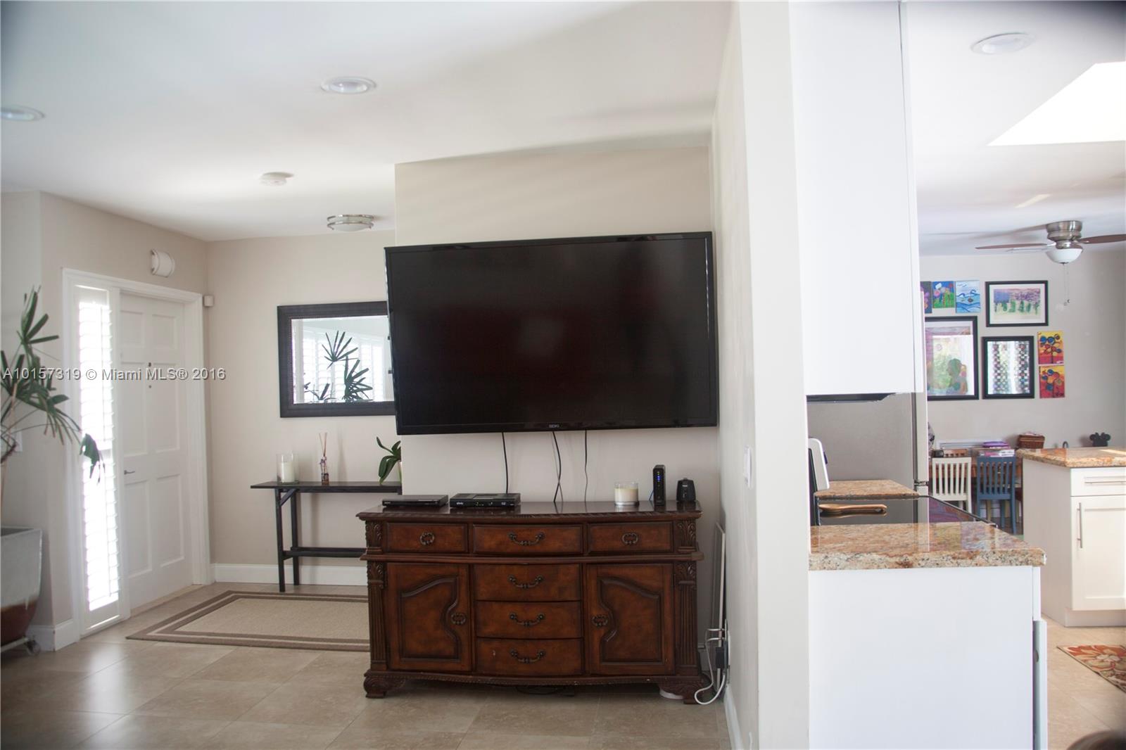 127 St Cloud Lane Boca Raton, FL 33431 - Photo 6 of 29 Gallery Image 6