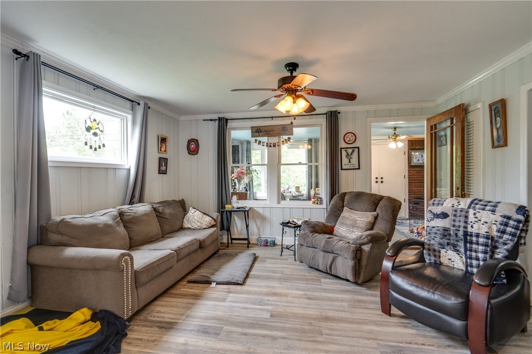 1682 South County Line Road Geneva, OH 44041 - Photo 5 of 41