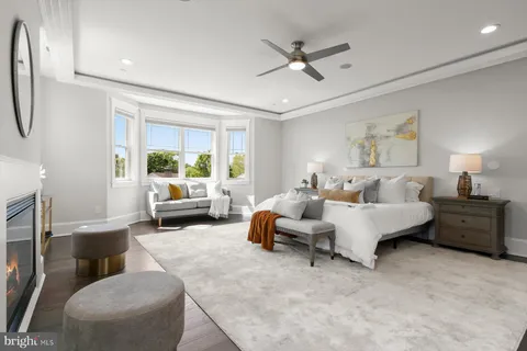 $2,795,000 | 11000 Luxmanor Road, North Bethesda, MD 20852