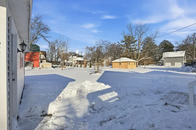 a view of outdoor space yard and patio