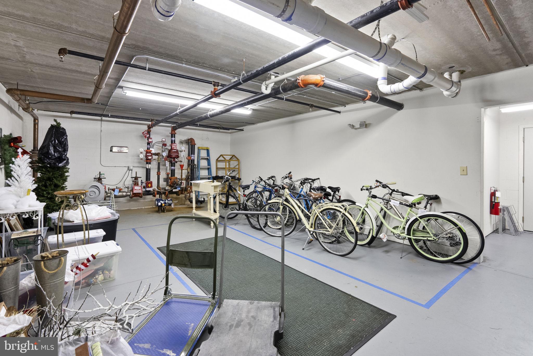 533 Brandon Road Eagleville, PA 19403 - Photo 24 of 32 a view of a room with gym equipment