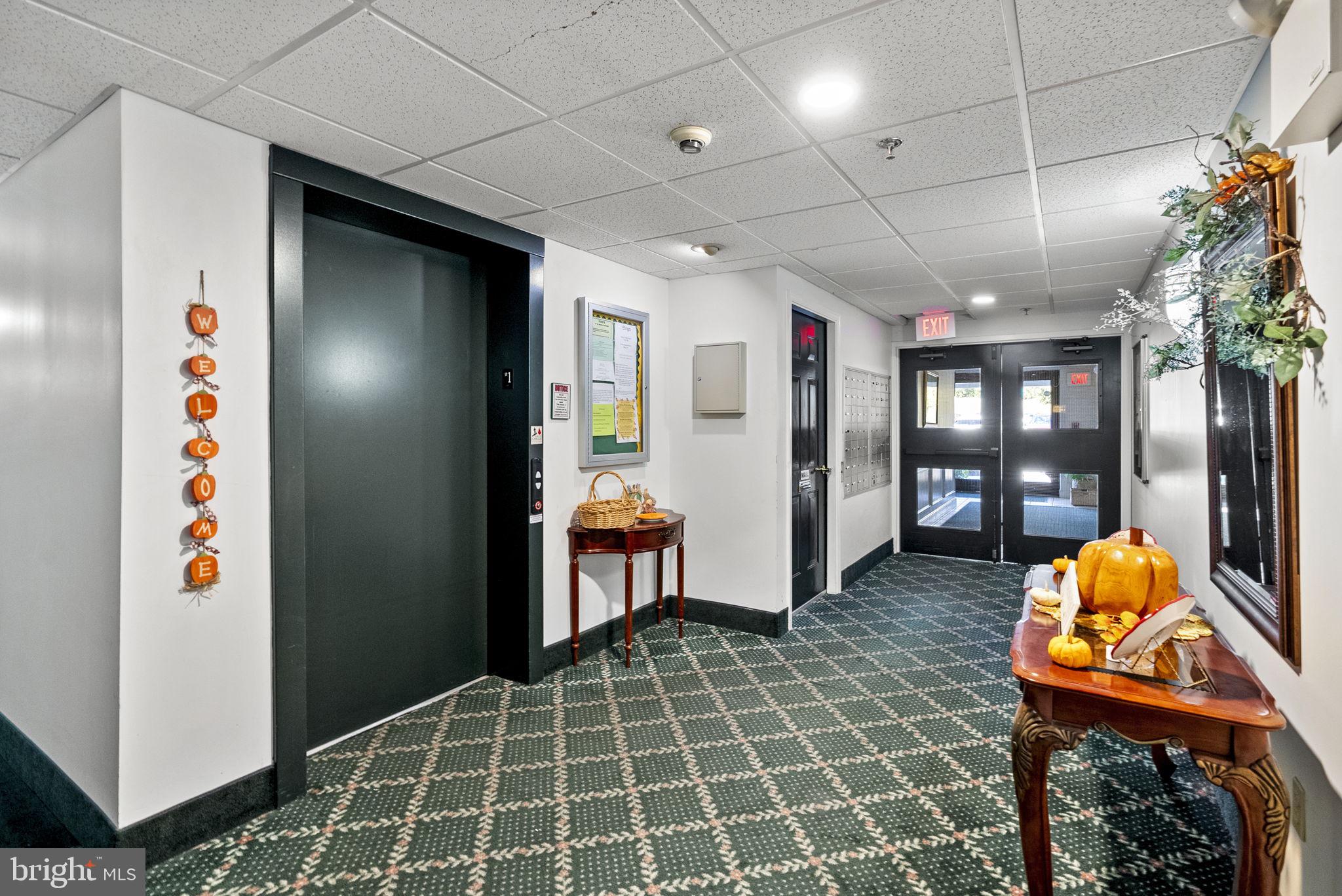 533 Brandon Road Eagleville, PA 19403 - Photo 5 of 32