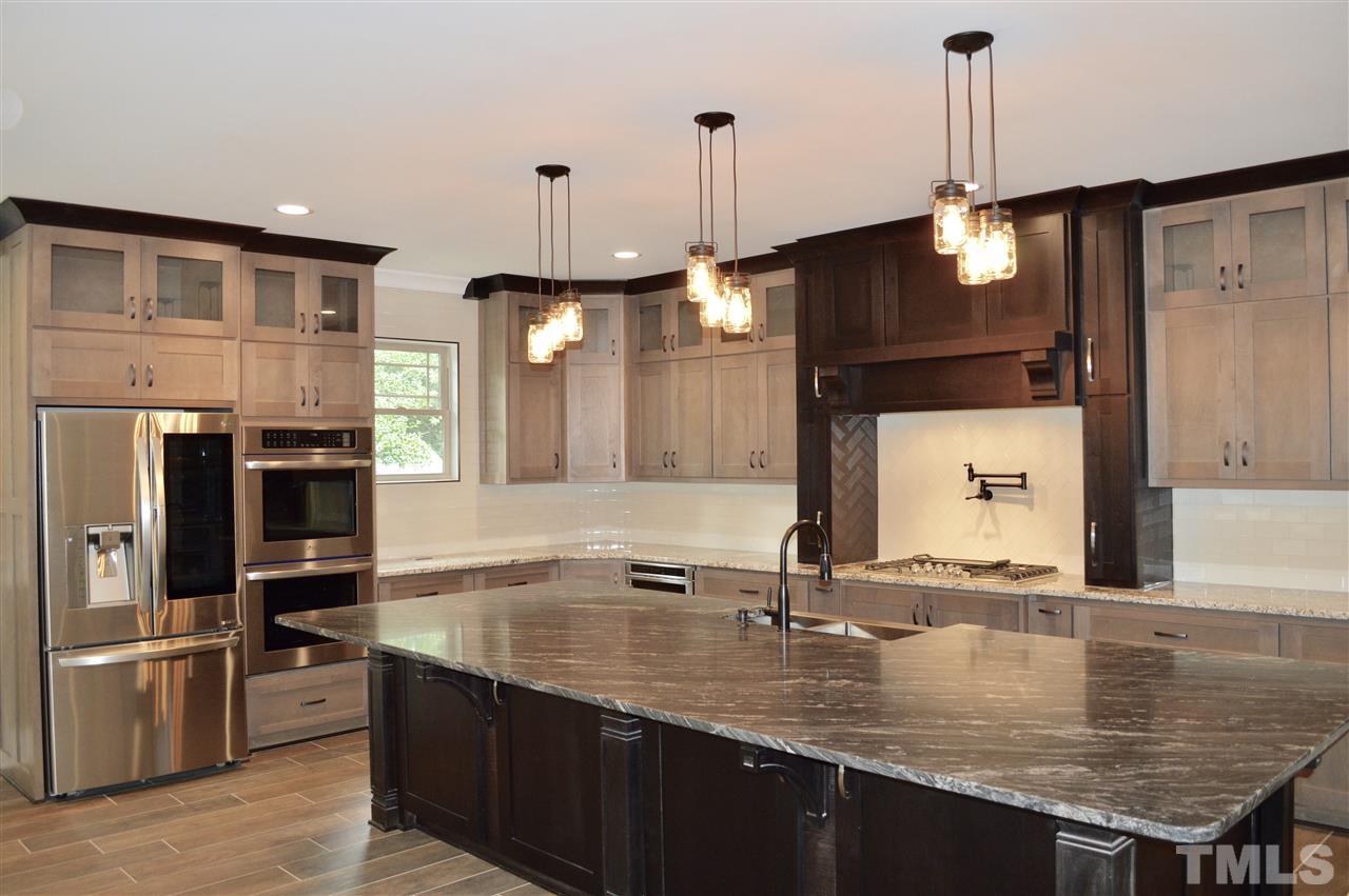1005 East Millbrook Road Raleigh, NC 27609 - Photo 14 of 25 Gallery Image 14