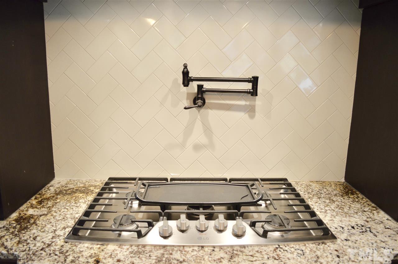 1005 East Millbrook Road Raleigh, NC 27609 - Photo 18 of 25 Gallery Image 18