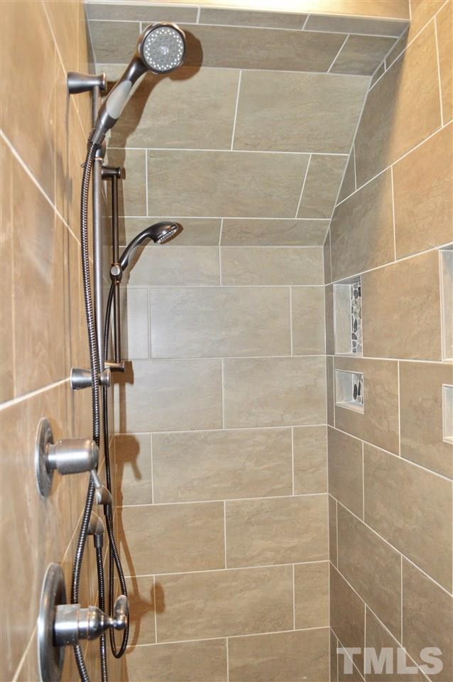 1005 East Millbrook Road Raleigh, NC 27609 - Photo 24 of 25 Gallery Image 24