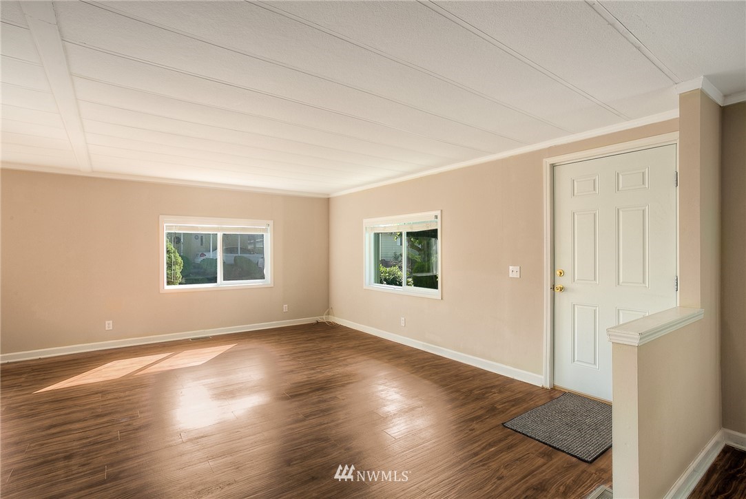 201 Union Avenue Southeast, Unit 29 Renton, WA 98059 - Photo 8 of 27 Gallery Image 8
