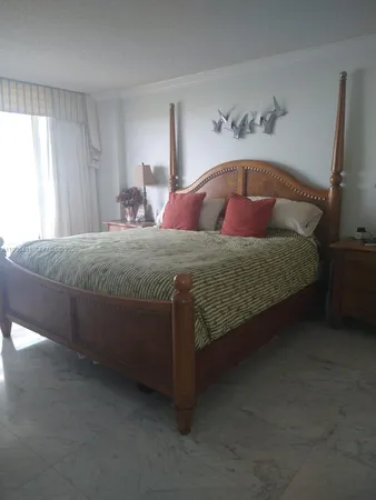 $578,000 | 9341 Collins Avenue, Unit 806, Surfside, FL 33154