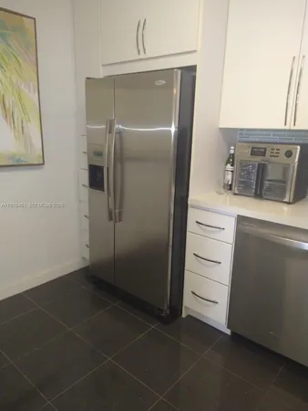 $578,000 | 9341 Collins Avenue, Unit 806, Surfside, FL 33154