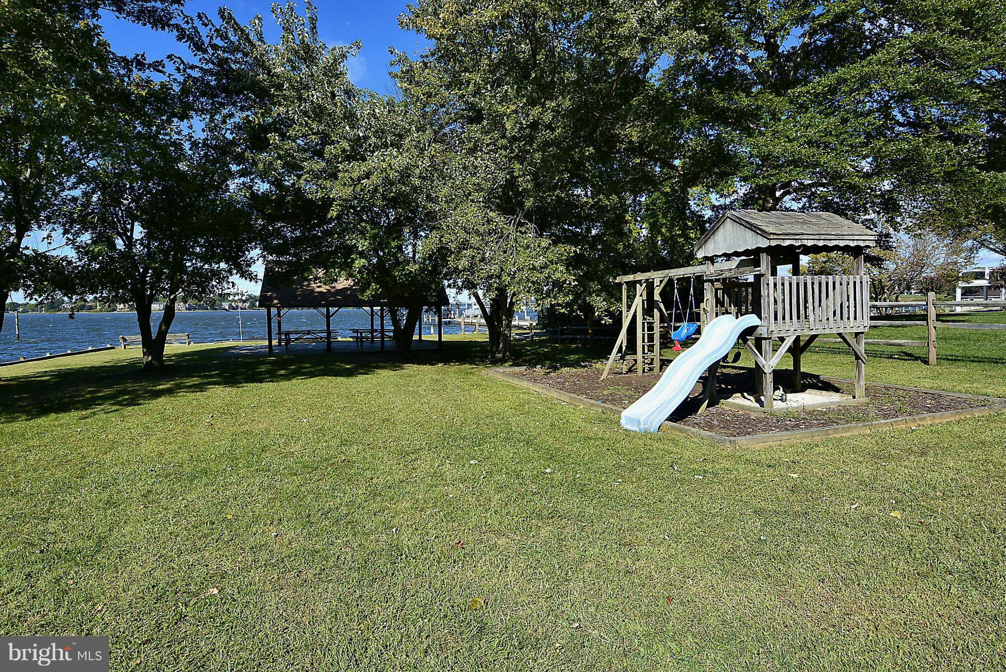 500 Tulip Road Annapolis, MD 21403 - Photo 20 of 22 Community