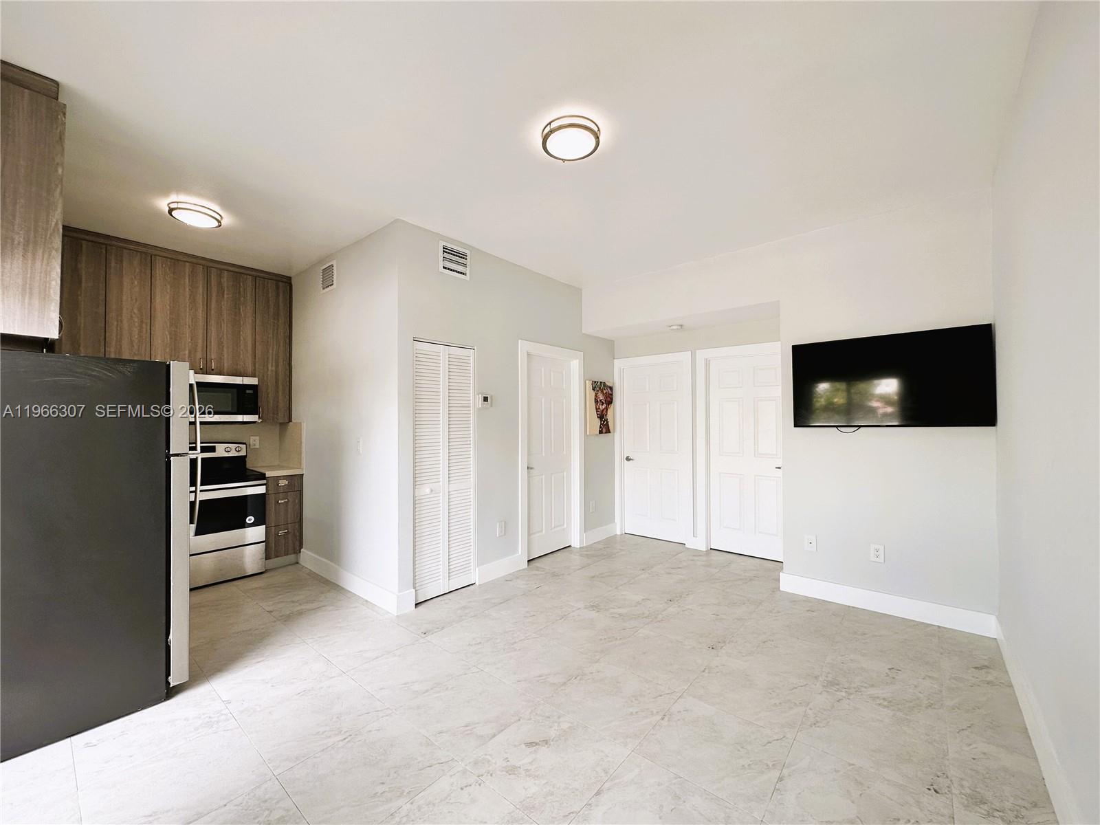 842 Southwest 14th Avenue, Unit 2 Miami, FL 33135 - Photo 1 of 7