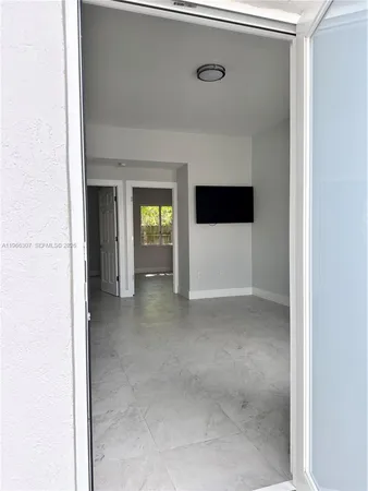 $2,200 | 842 Southwest 14th Avenue, Unit 2, Miami, FL 33135