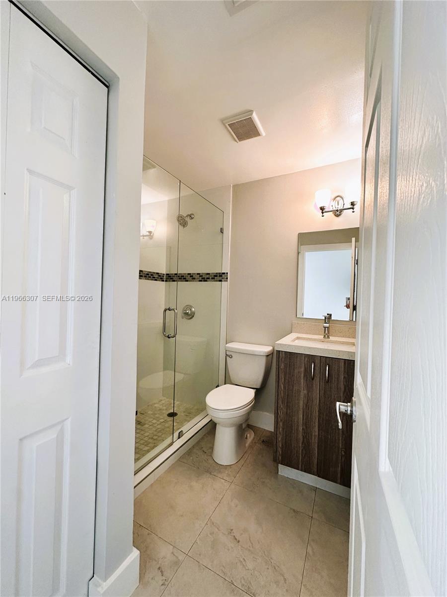 842 Southwest 14th Avenue, Unit 2 Miami, FL 33135 - Photo 5 of 7