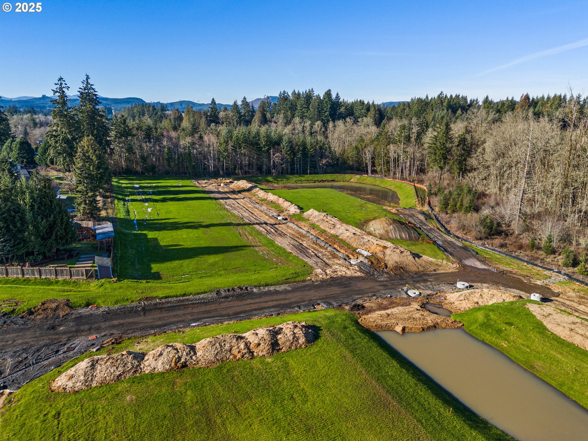 423 Kakela Road, Unit 8 Winlock, WA 98596 - Photo 21 of 35 a view of a tennis court