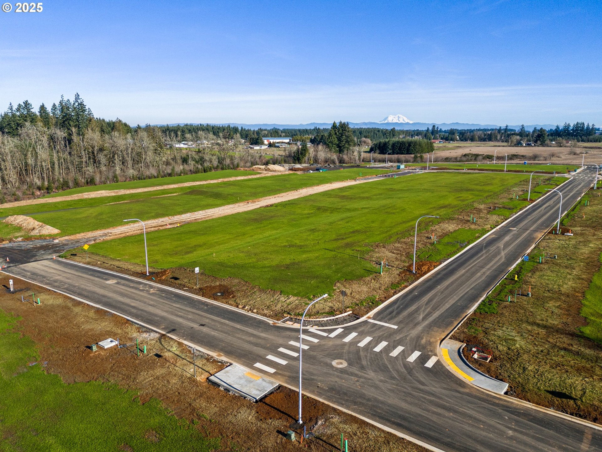 423 Kakela Road, Unit 8 Winlock, WA 98596 - Photo 25 of 35 a view of a tennis court