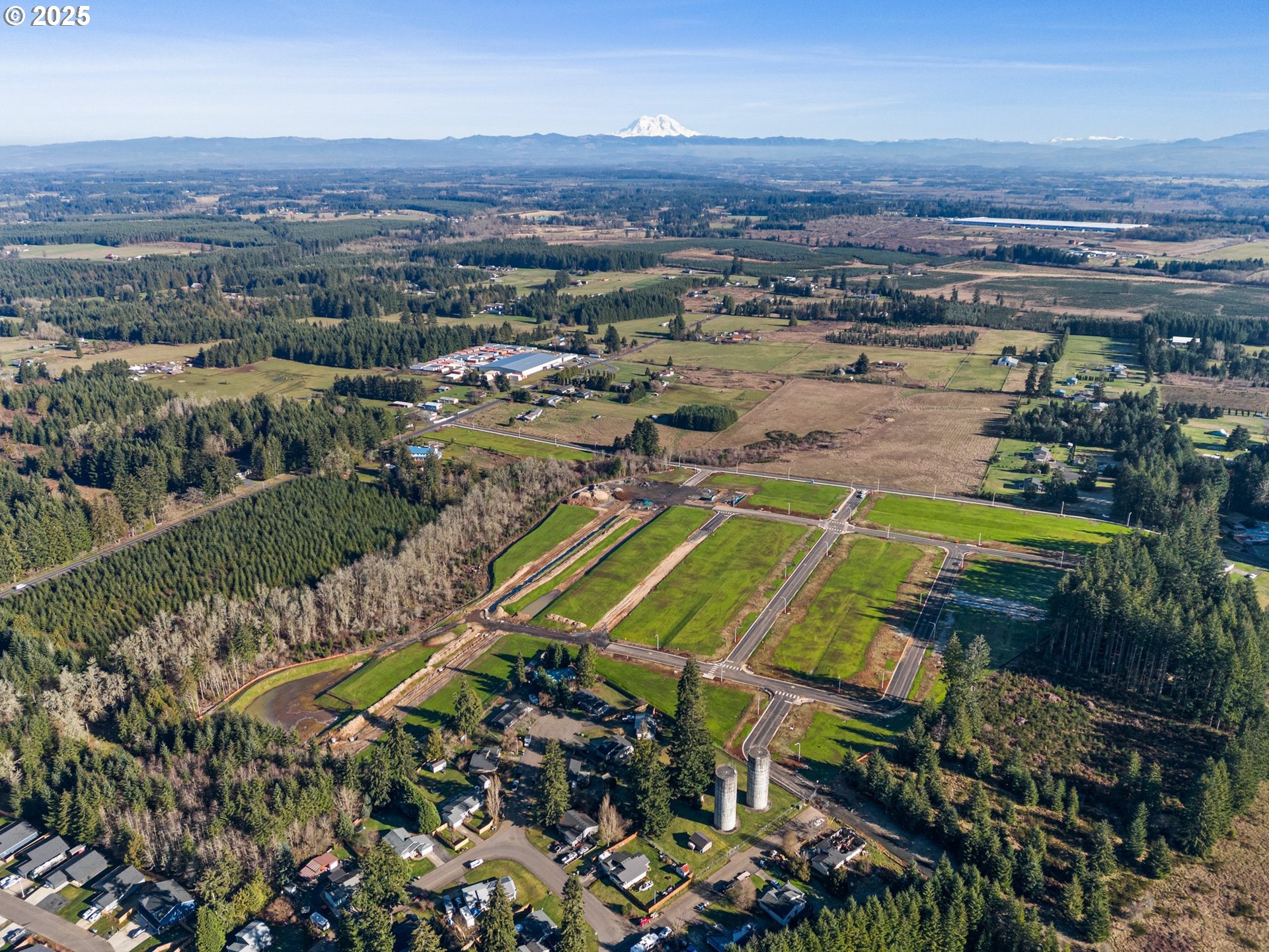 423 Kakela Road, Unit 8 Winlock, WA 98596 - Photo 5 of 35 an aerial view of a house with a outdoor space