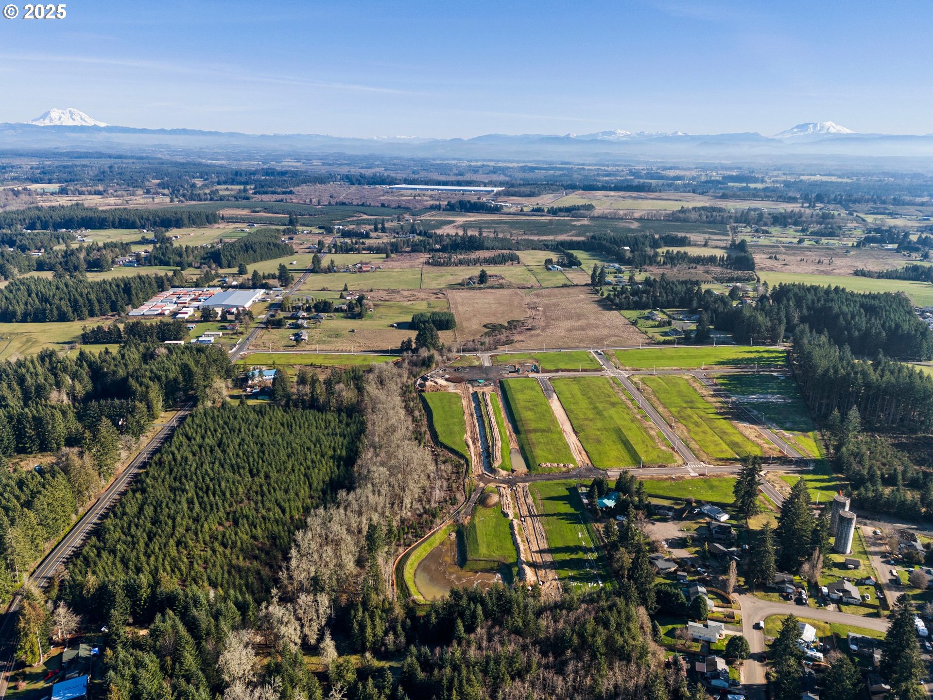 423 Kakela Road, Unit 8 Winlock, WA 98596 - Photo 6 of 35 a view of a city